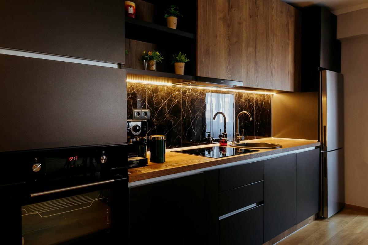 Charlotte Apartment - 2Bedrooms W Parking Near Nymphaea ออราแด ภายนอก รูปภาพ